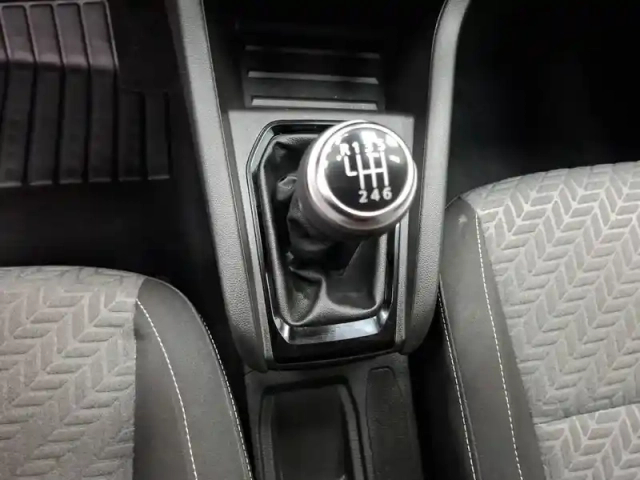 Renault Clio blue dci 100 — photo 35