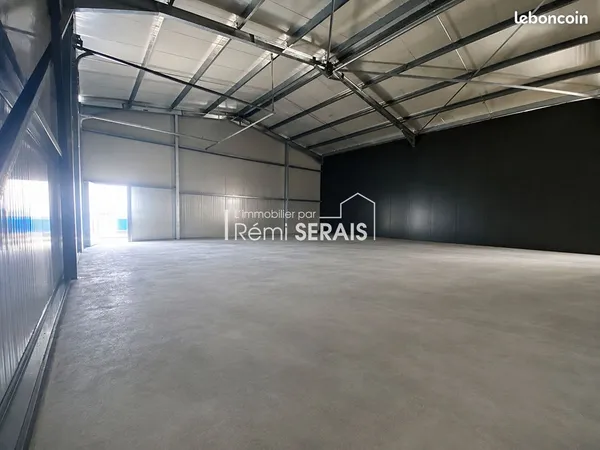 Local 148 m² POTIGNY