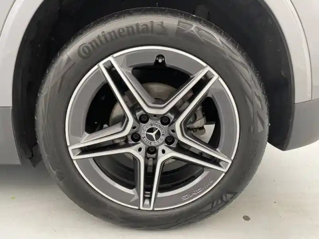 Mercedes Gla 180 d 8g-dct — photo 17