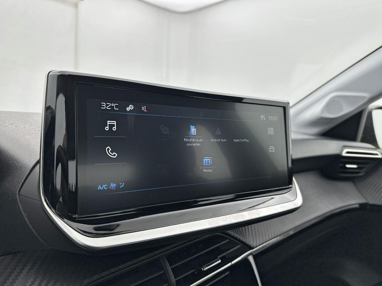 Peugeot 208 puretech 75 s&s bvm5 active — photo 24