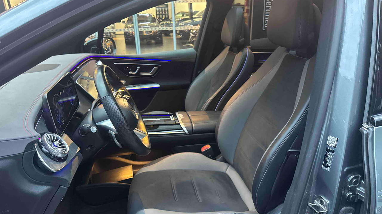 Mercedes EQE SUV 350 4MATIC — photo 11