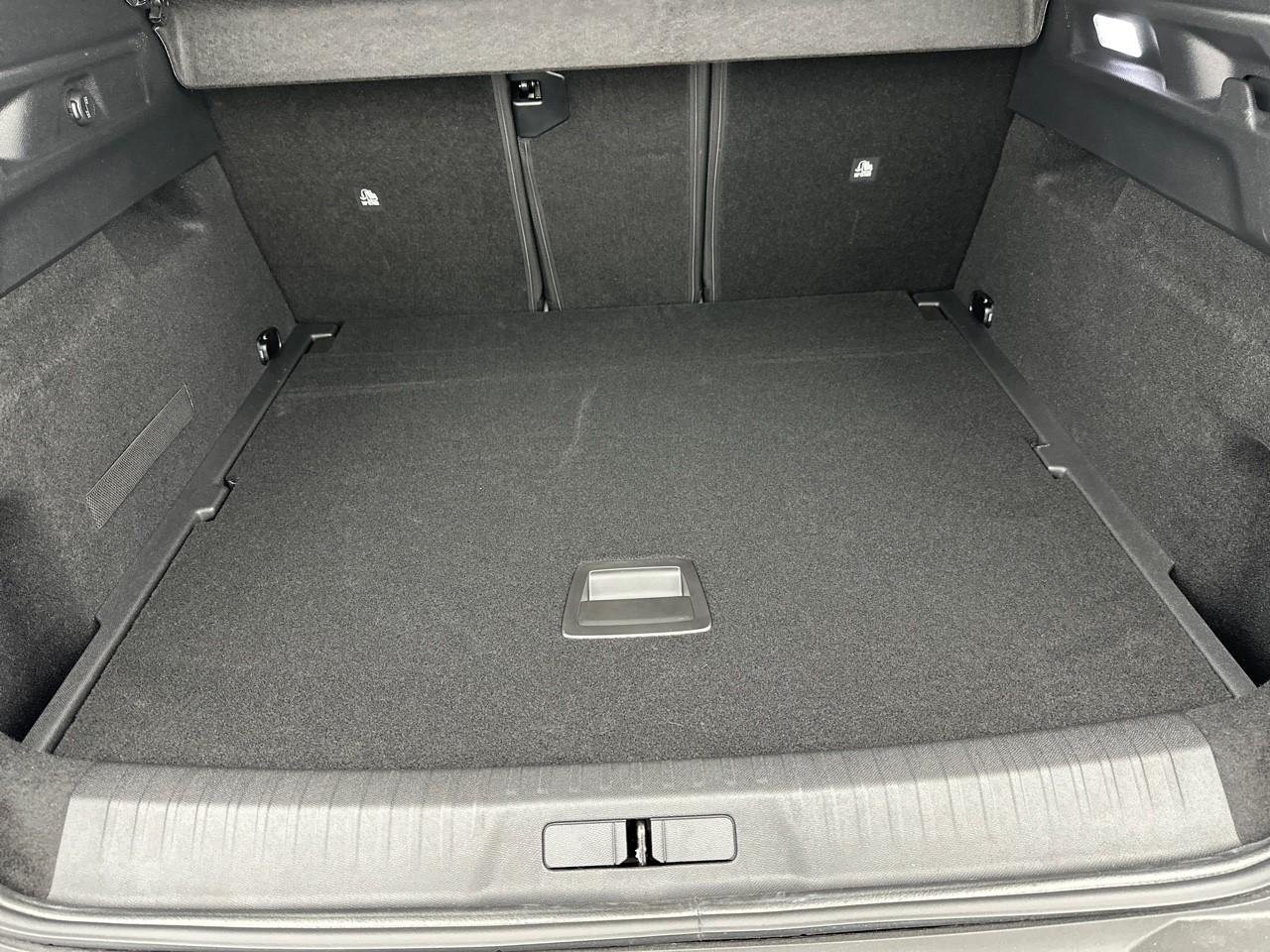 Peugeot 3008 hybrid 145 e-dcs6 allure — photo 6