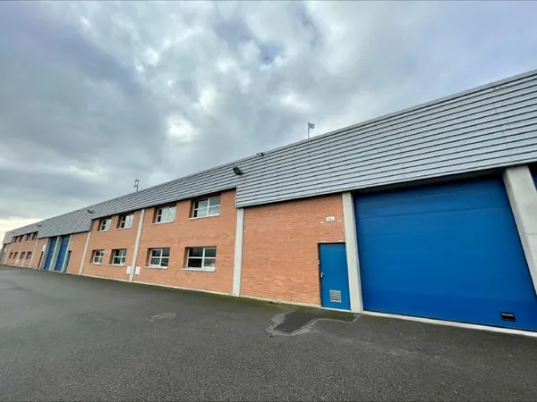 Local commercial 1363 m²