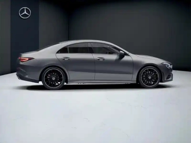 Mercedes Cla 200 d coupé amg line — photo 18