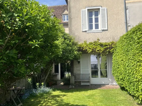 MAISON 179m2 CENTRE DE CHARTRES
