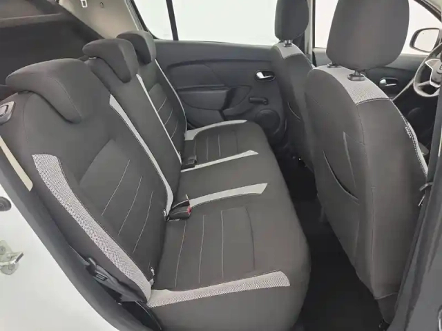 Dacia Sandero eco-g 100 — photo 12