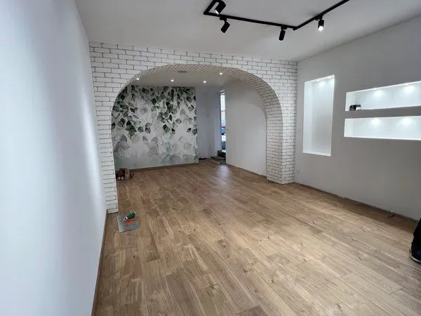 Local commercial 60m2 centre Castelnau de médoc