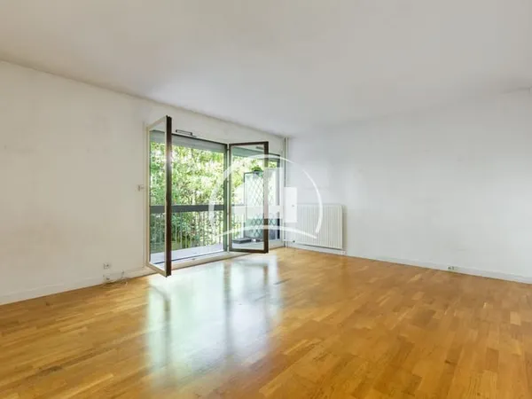 Studio avec Balcon Métro Porte des Lilas
