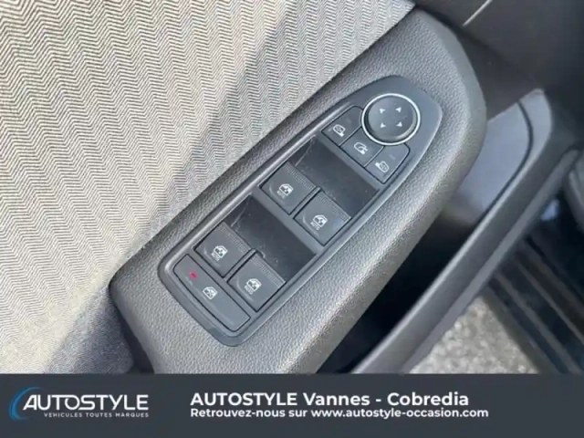 Renault Clio 1.0 tce 90ch techno — photo 14