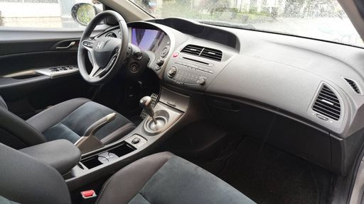 Honda Civic 1.4 I-VTEC 100 - Virtuose – 2011 – 59764 km – Essence – Boîte Manuelle — photo 16