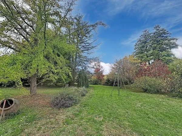 Terrain constructible 1180 m²