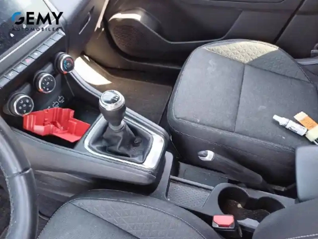 Renault Captur tce 90 — photo 12