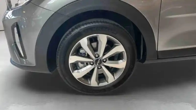 Kia Stonic 1.0 t-gdi 100 ch bvm6 — photo 34