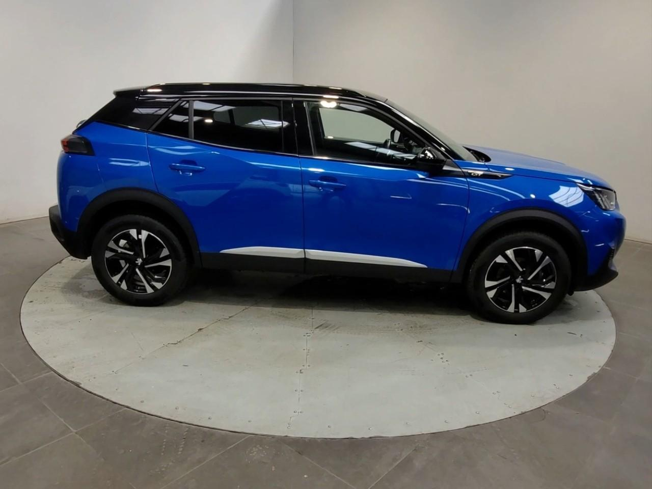 Peugeot 2008 puretech 130 s&s eat8 gt — photo 6