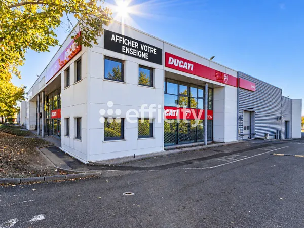 Bureaux 150 m²