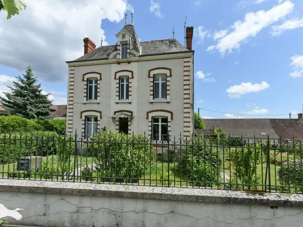 Maison 8 pièces 165 m²