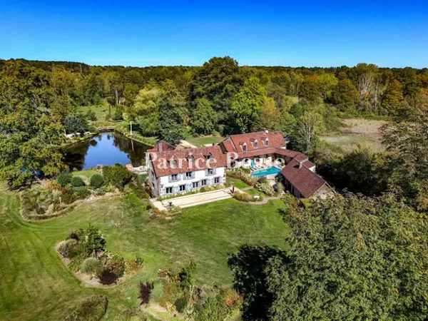 Propriété 20 pièces 355 m²