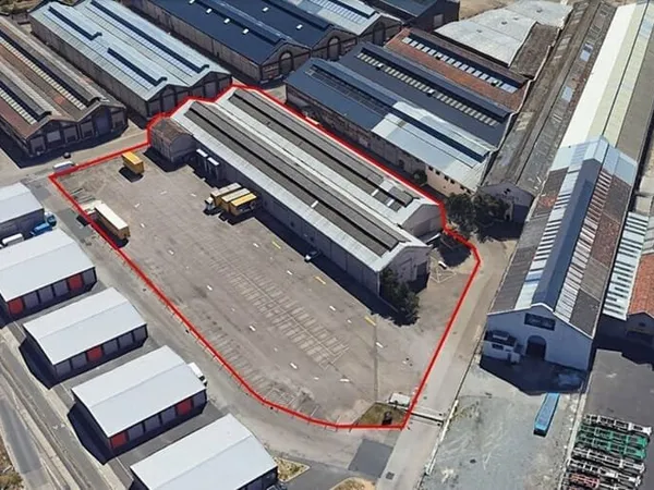 Local d'activité 2857 m²