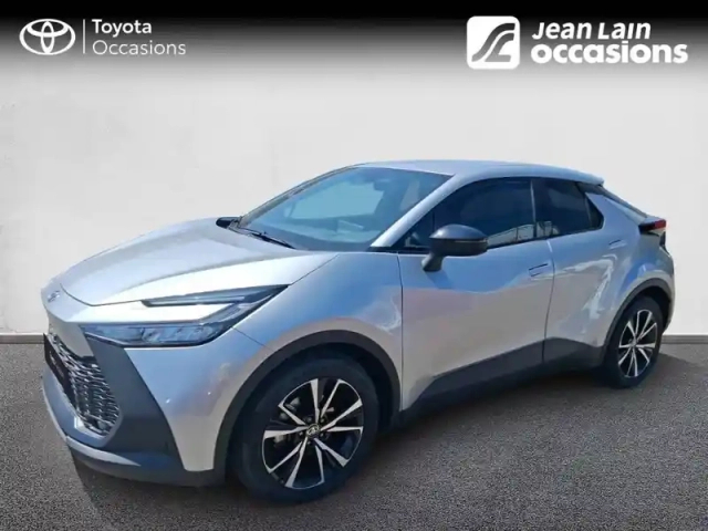 Toyota C-Hr hybride 140