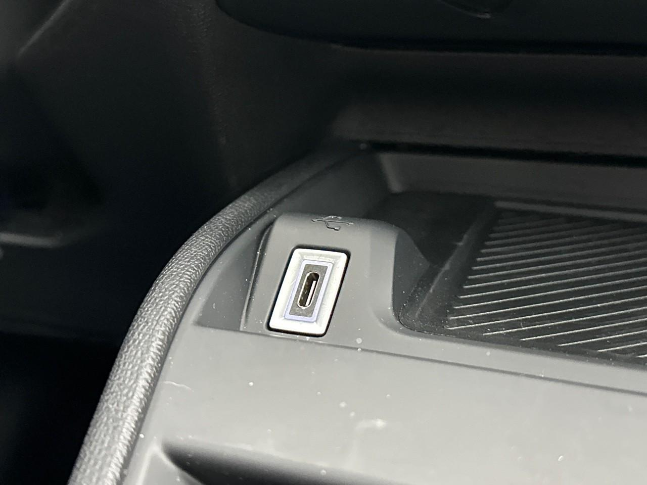 Citroën C4 hybride 100 e-dcs6 you — photo 28