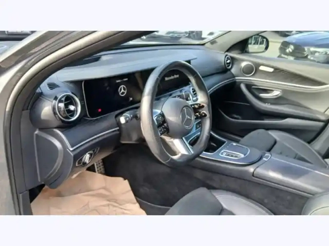 Mercedes Classe E 220 d amg line berlin — photo 12