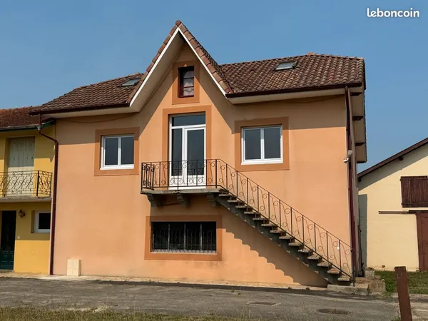 A SAISIR - Maison 5 chambres avec garage et jardin