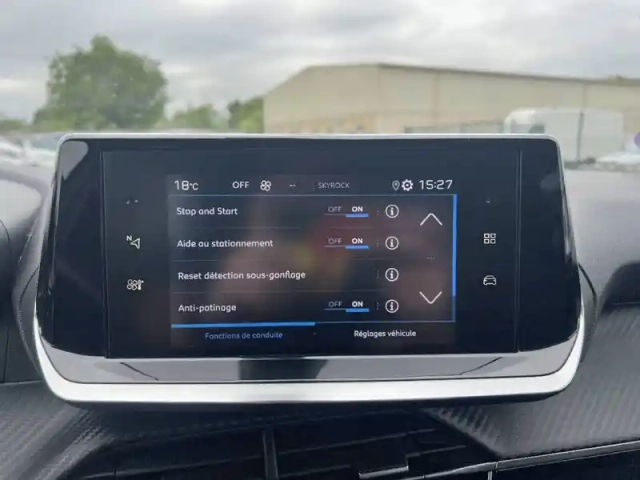 Peugeot 2008 puretech 130 s&amp;s bvm6 — photo 20