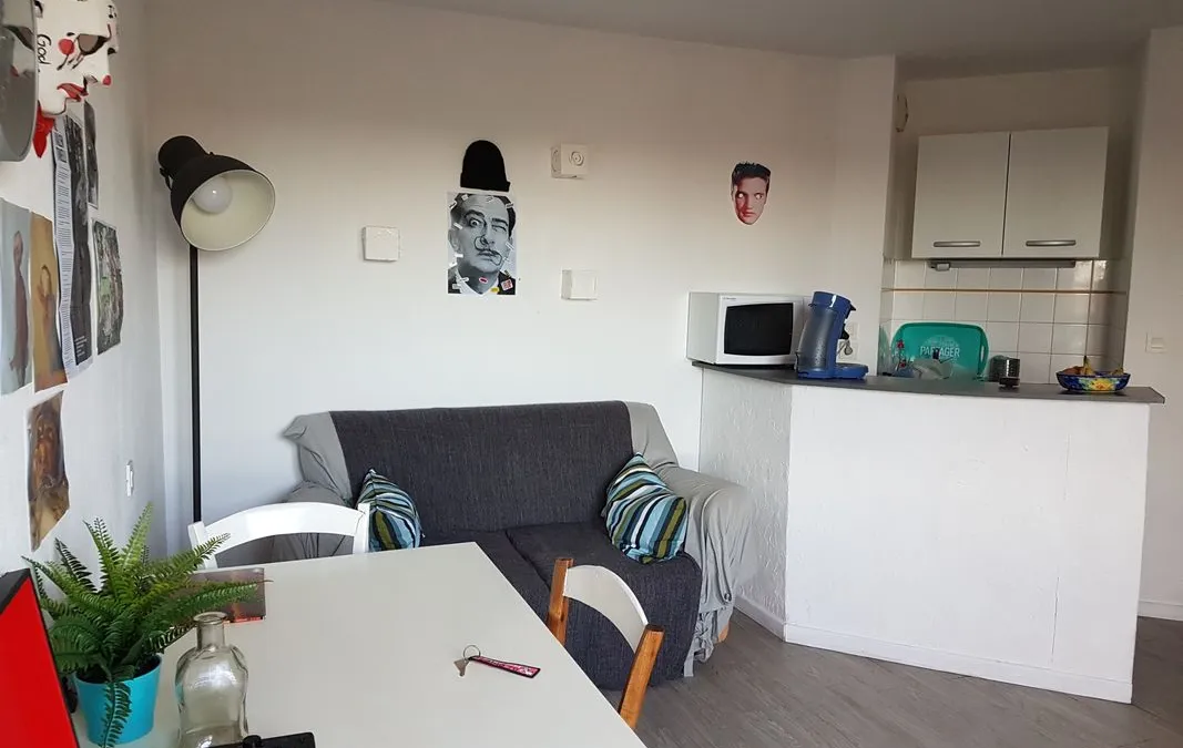 Photo 1