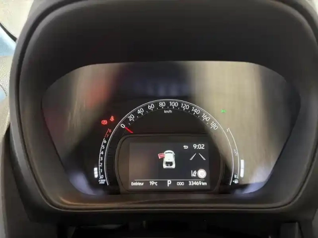 Toyota Aygo X 1.0 vvt-i 72ch dynamic s-cvt my24 — photo 14