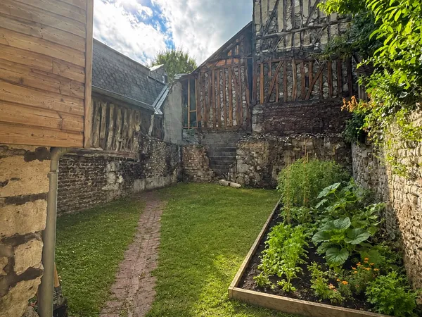 Vends appartement à rénover