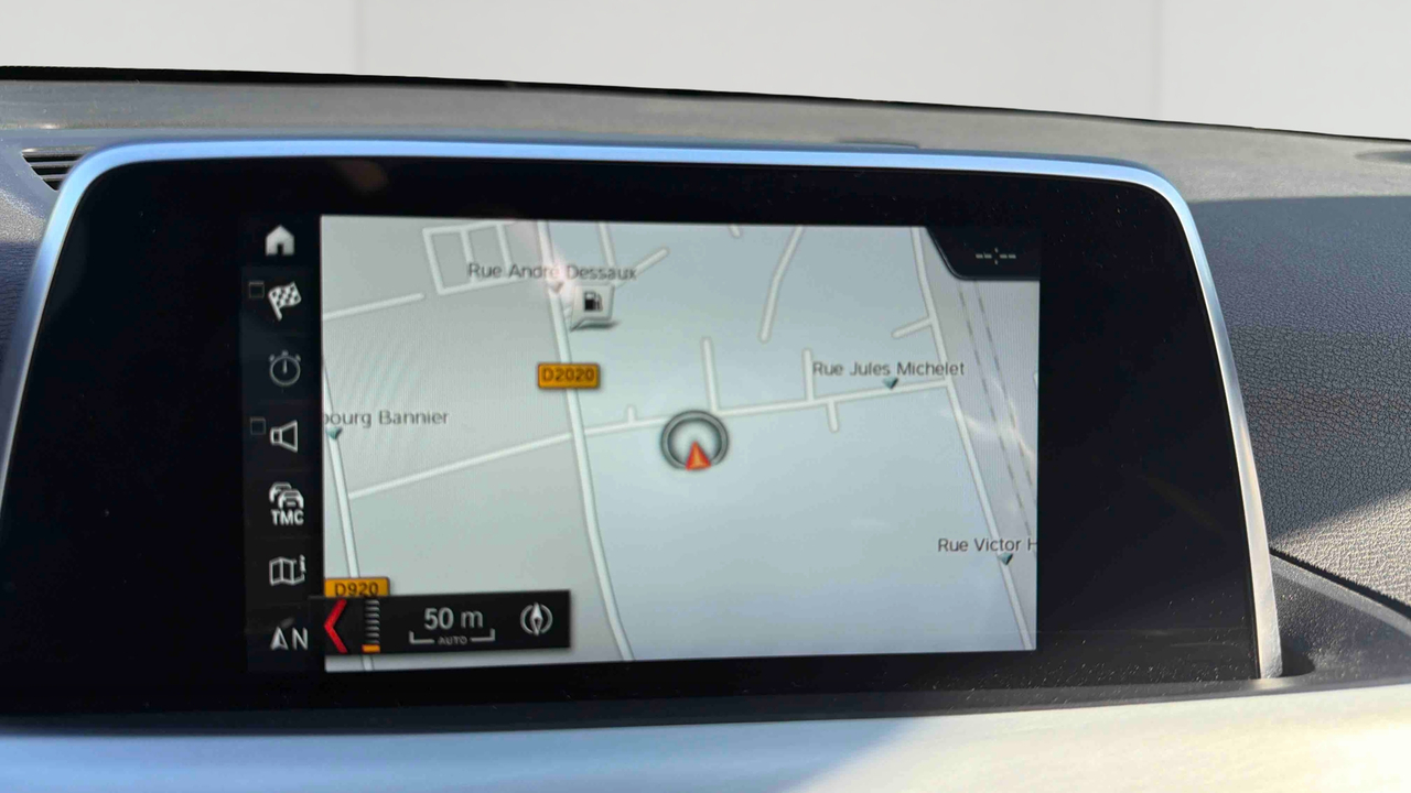 BMW X1 sDrive 18i 140 ch DKG7 — photo 12