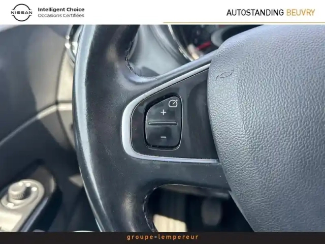 Renault Captur 0.9 tce 90ch stop&amp;start energy zen euro6 114g 2016 — photo 15