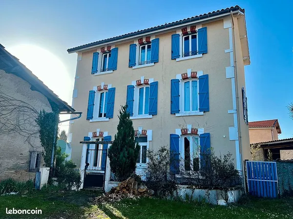 Maison 7 pièces 140 m²