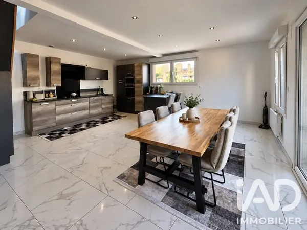 Maison 6 pièces 160 m²