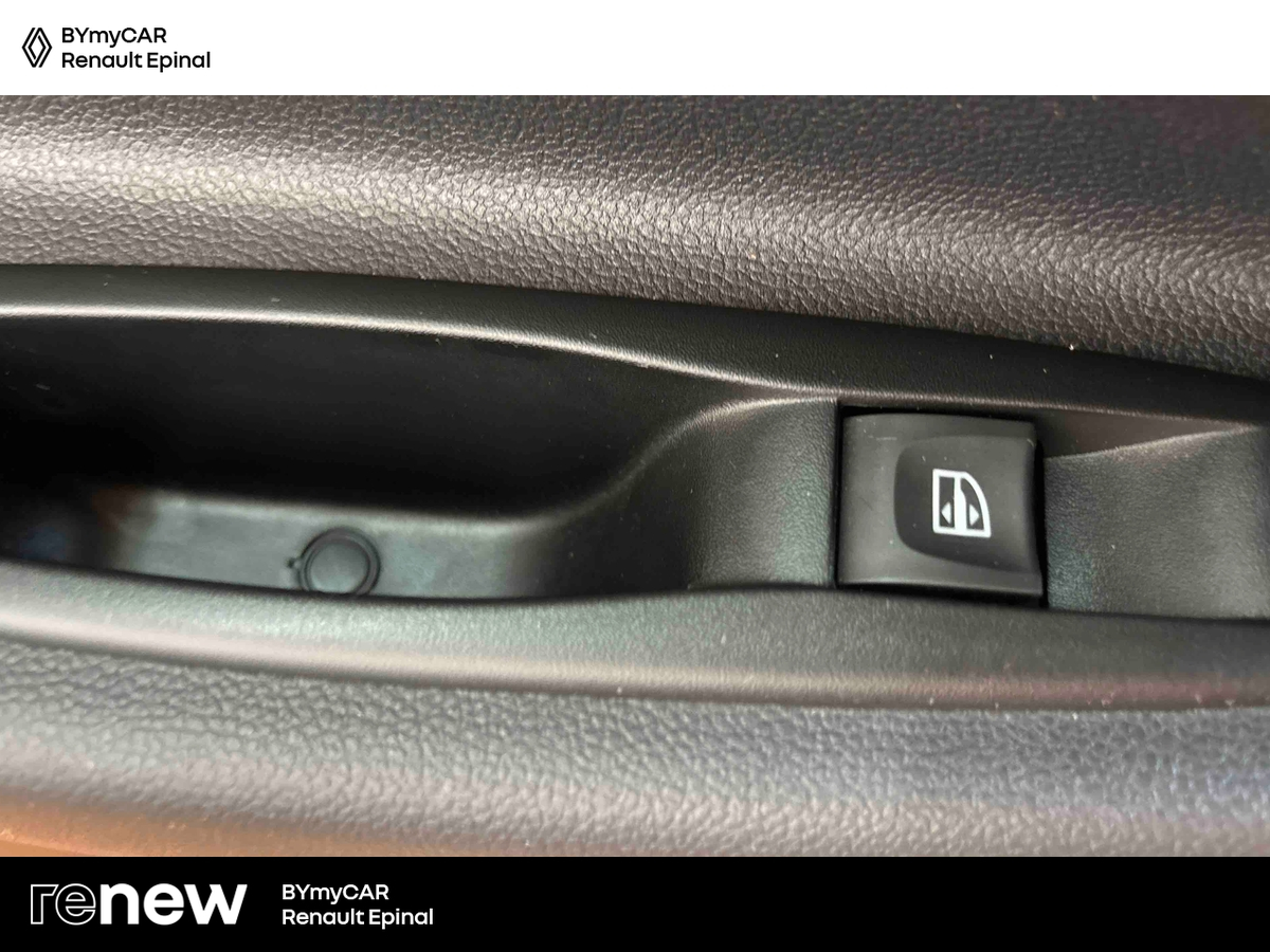 Renault Zoe Q90 — photo 23