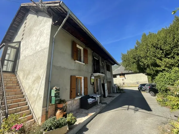 Maison 8 pièces 140 m²