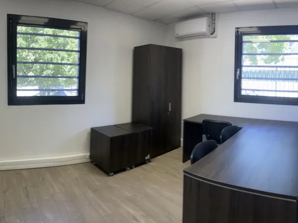 Bureaux 1 pièce 11 m²