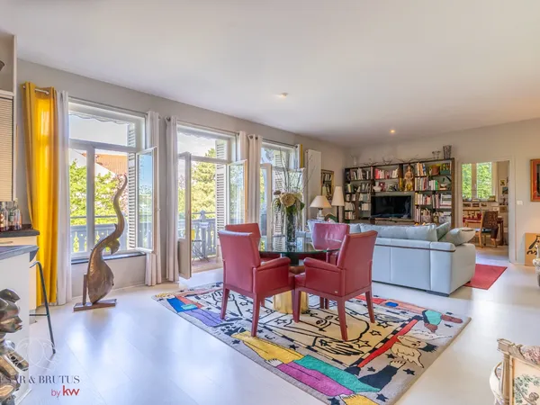 LYON CROIX ROUSSE : Location superbe appartement
