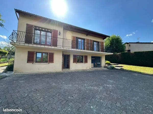 Maison 6 pièces 153 m²