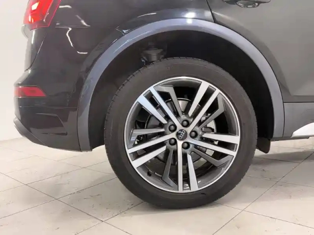 Audi Q5 50 tfsie 299 s tronic 7 quattro — photo 11