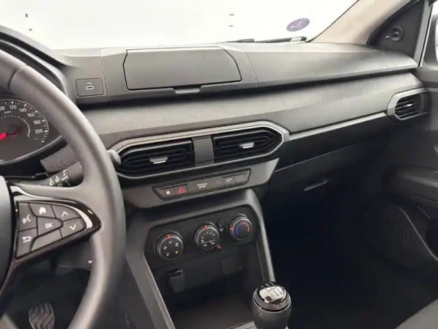 Dacia Sandero sce 65 gsr2 — photo 21