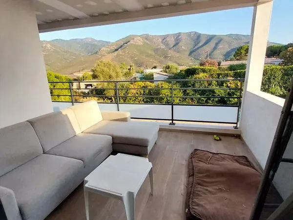 T2 récent 43 m² avec terrasse couverte - Plaine de Peri