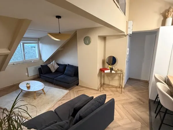 Appartement rénové de 52 m² avec garage et parking à Saint-Brice-Courcelles