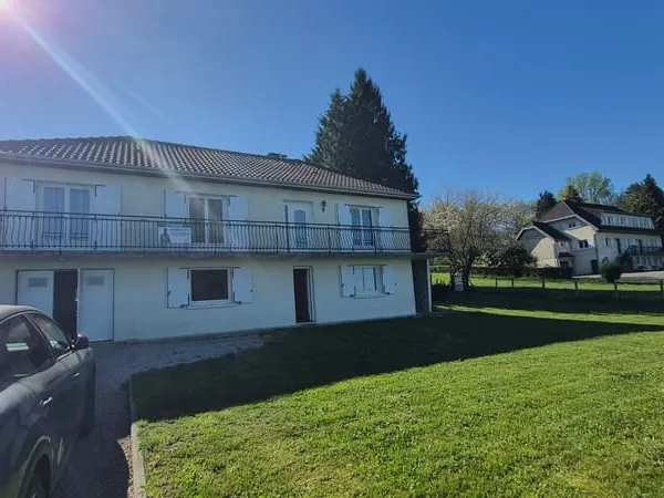 Maison familiale dans la campagne limousine