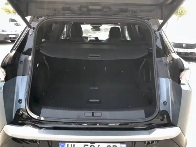 Peugeot 5008 electrique 230 ch 97 kwh grande autonomie — photo 6