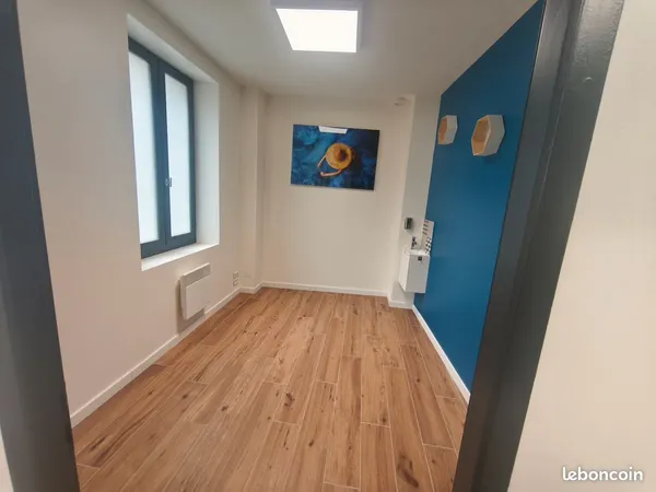 Bureau à louer dans un cabinet paramédical