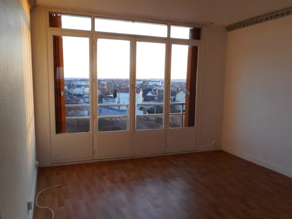 Bd Blanqui - appartement 2 chambres - 500€ PKG-Cave