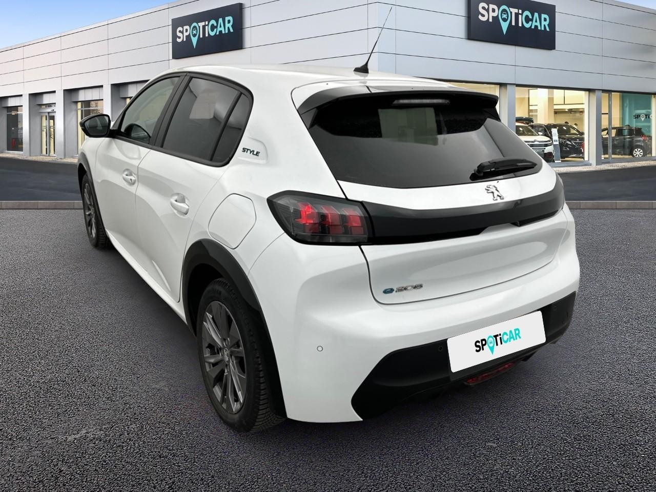 Peugeot 208 electrique 50 kwh 136ch style — photo 7