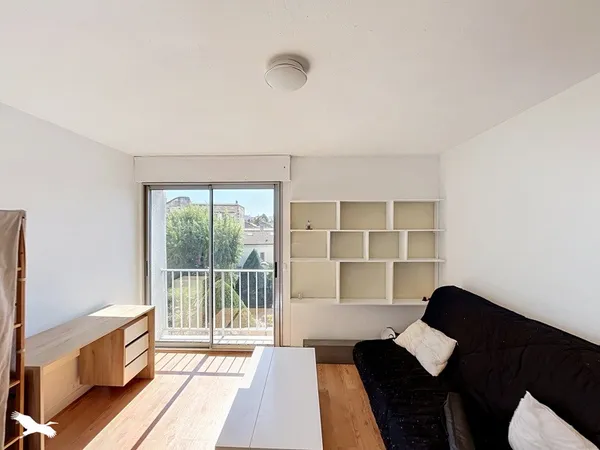 Studio 1 pièce 24 m²