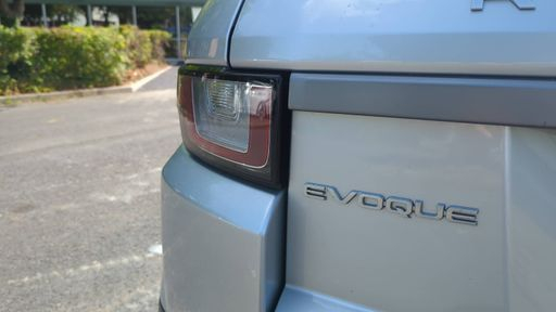Land Rover Range Rover Evoque 2.0 D 150 4WD BVA6 - Business – 2018 – 107200 km – Diesel – Boîte Automatique — photo 3